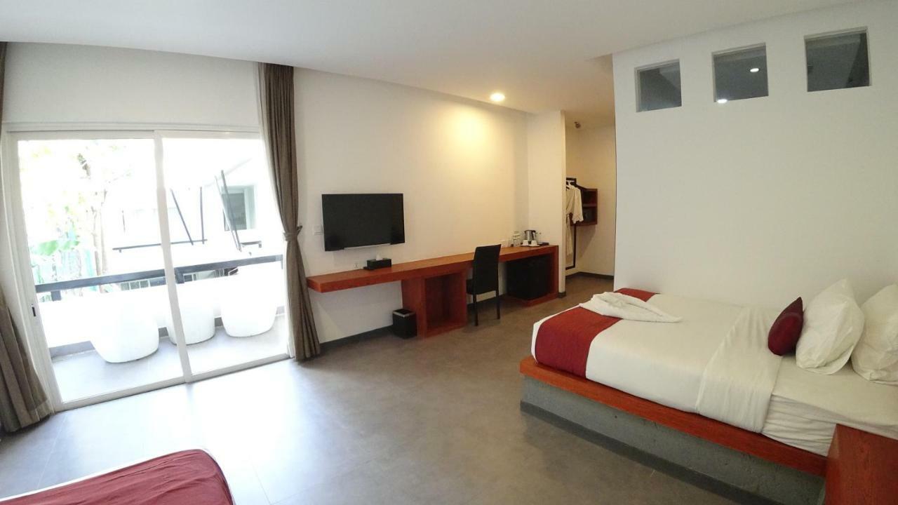 Hotel Records พนมเปญ ภายนอก รูปภาพ
