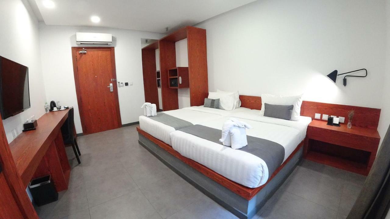 Hotel Records พนมเปญ ภายนอก รูปภาพ