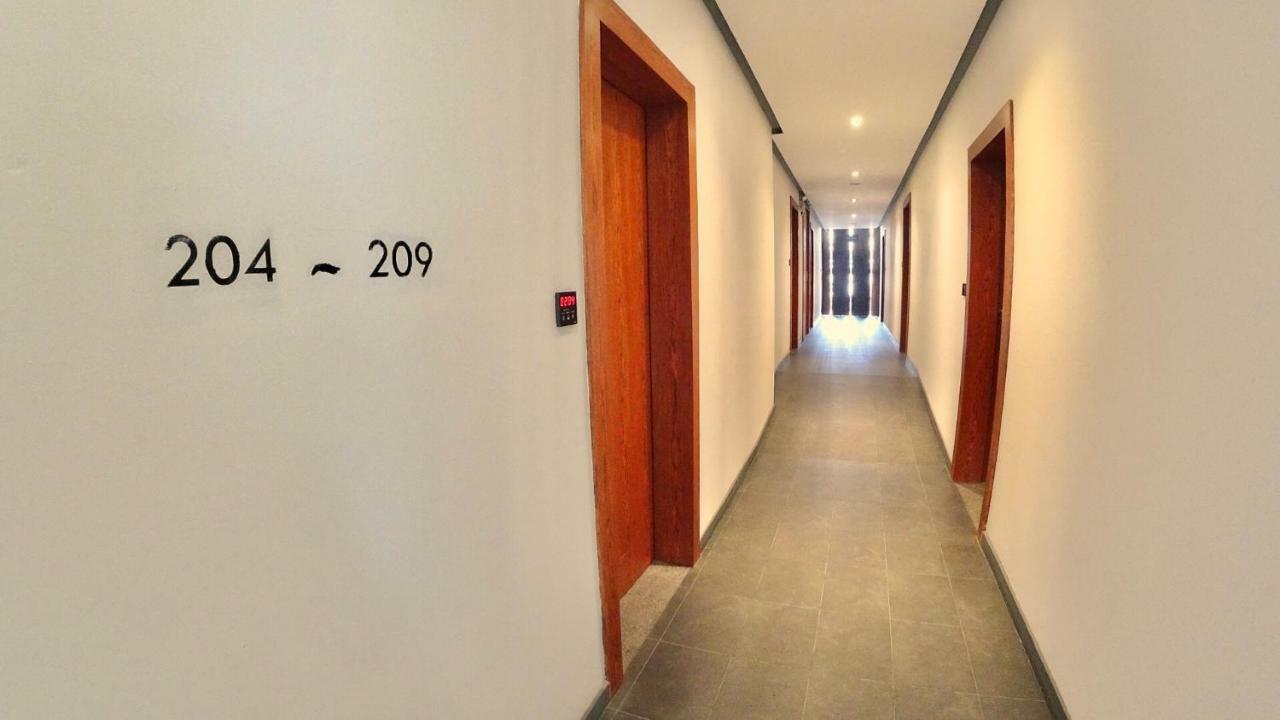 Hotel Records พนมเปญ ภายนอก รูปภาพ
