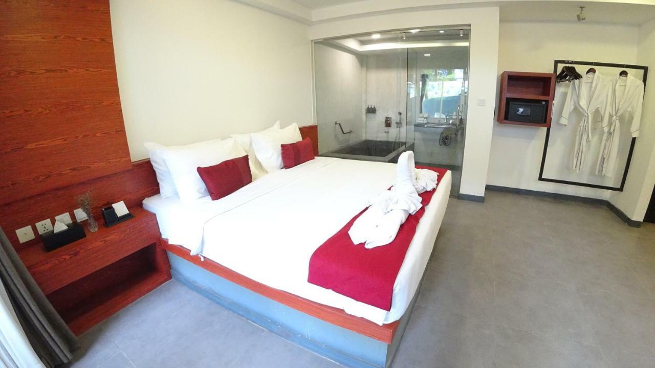 Hotel Records พนมเปญ ภายนอก รูปภาพ