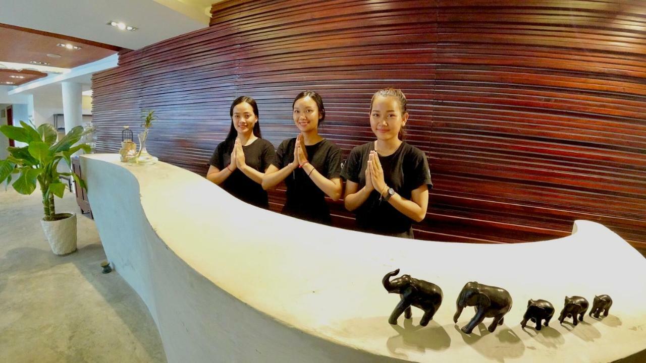 Hotel Records พนมเปญ ภายนอก รูปภาพ
