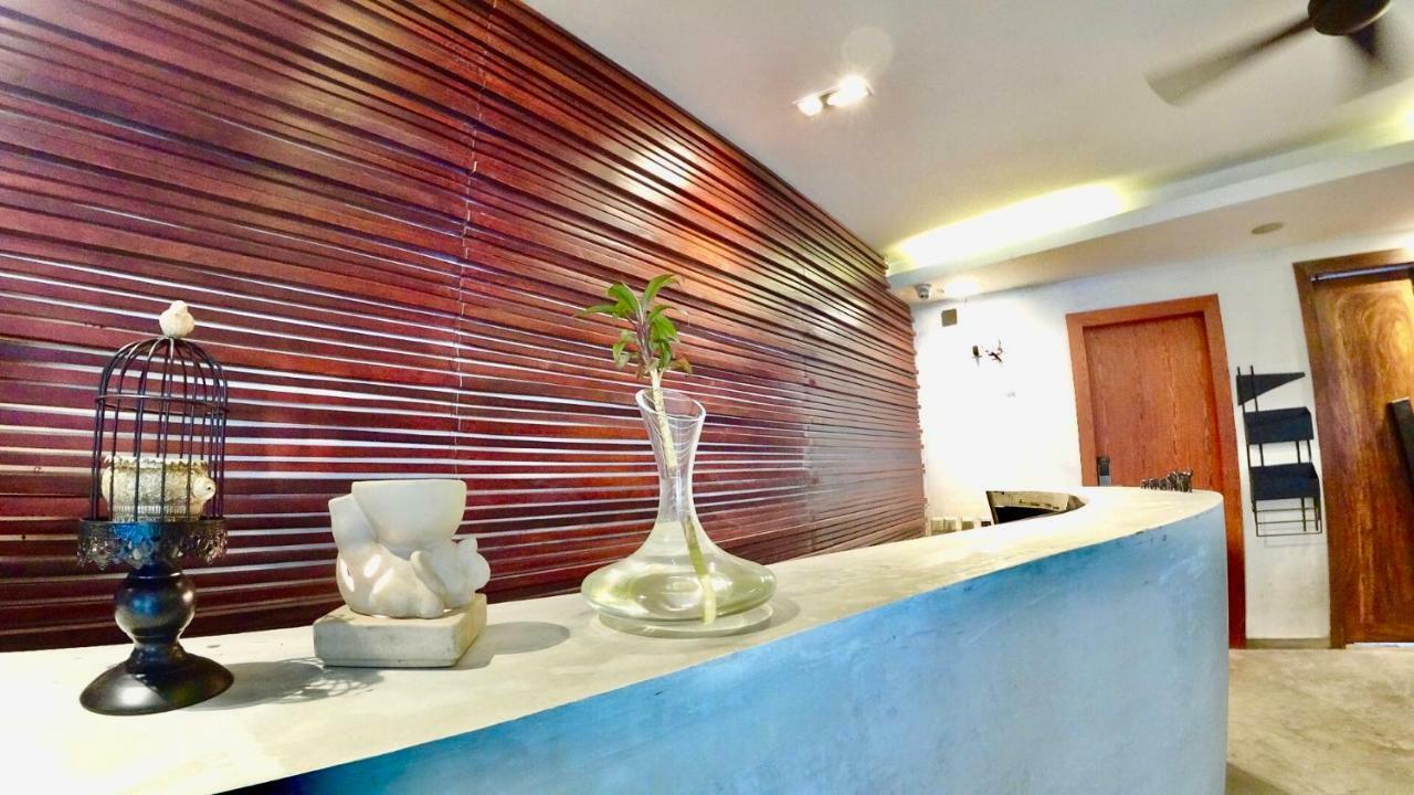 Hotel Records พนมเปญ ภายนอก รูปภาพ